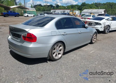 2006 BMW 330I z USA, uszkodzony, nr VIN WBAVB33586KR79558